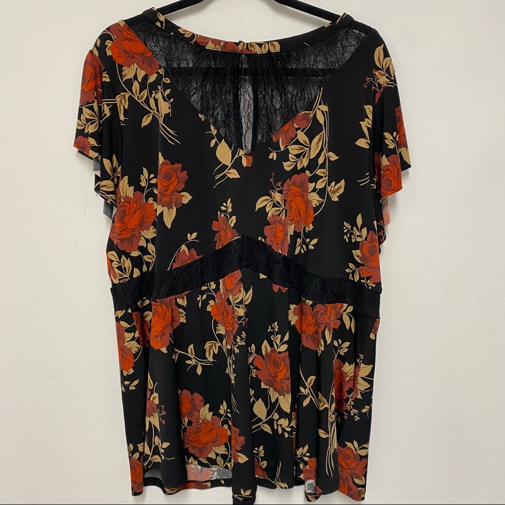 Plus Size Torrid Lace Yoke Neck Floral Peplum Top 4X